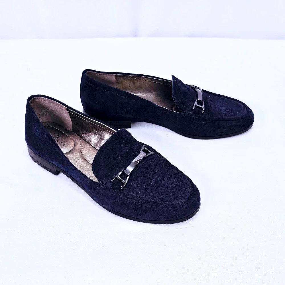 Bandolino Navy Suede Loafer Women's Size 6.5 M Silver Bit Slip On Block Heel - Picture 4 of 8